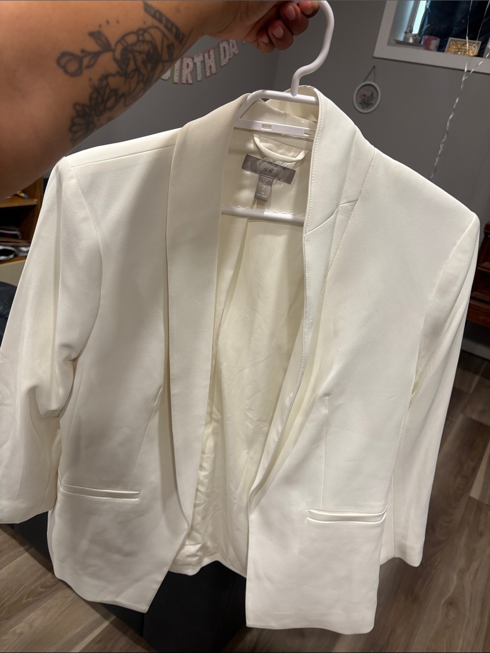 H&M Women’s White Open-Front Blazer Jacket